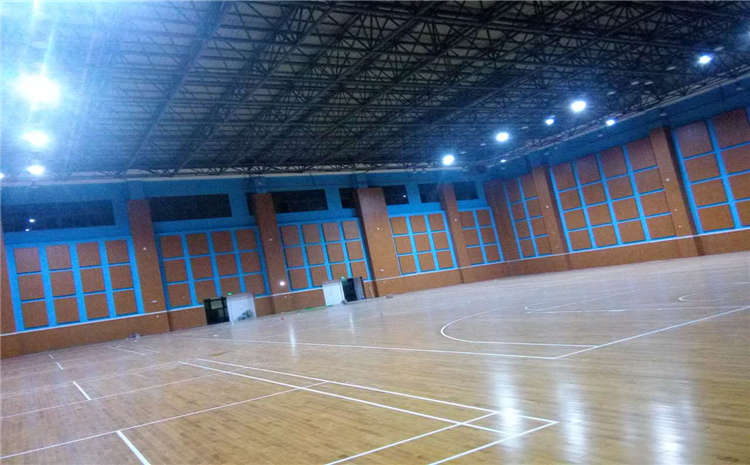 硬木企口運動(dòng)木地板怎么選