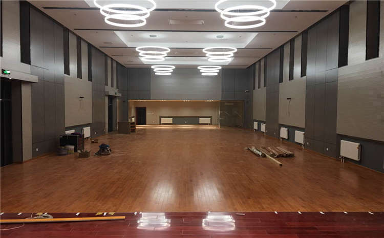 20厚運動(dòng)體育地板圖片及價(jià)格