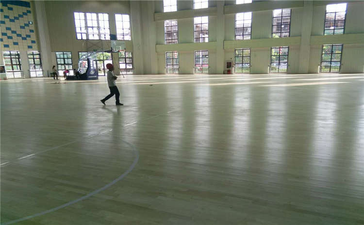 湖南楓木實(shí)木運動(dòng)地板施工技術(shù)